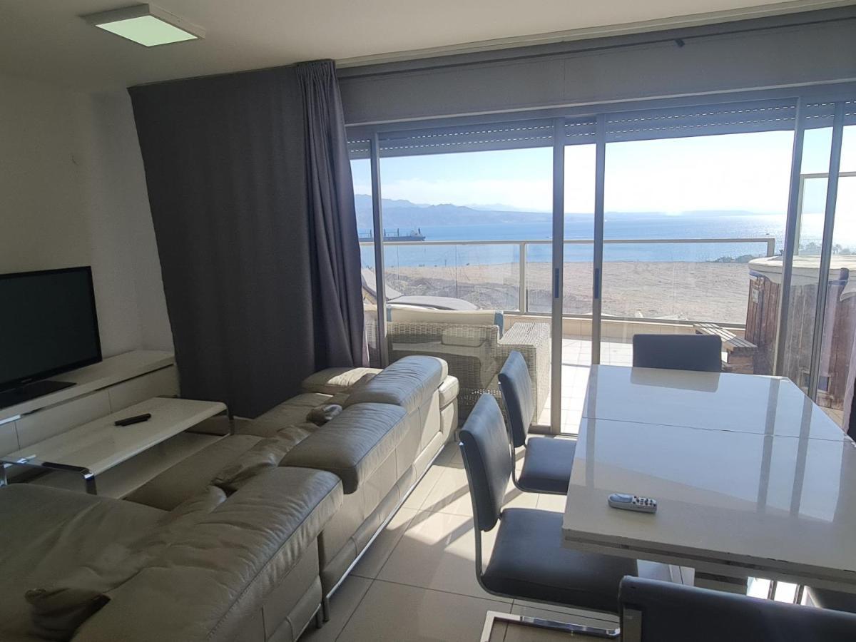Top-Luxury Exclusive Аpt With Jacuzzi In Front Of The Sea Eilat Exterior foto